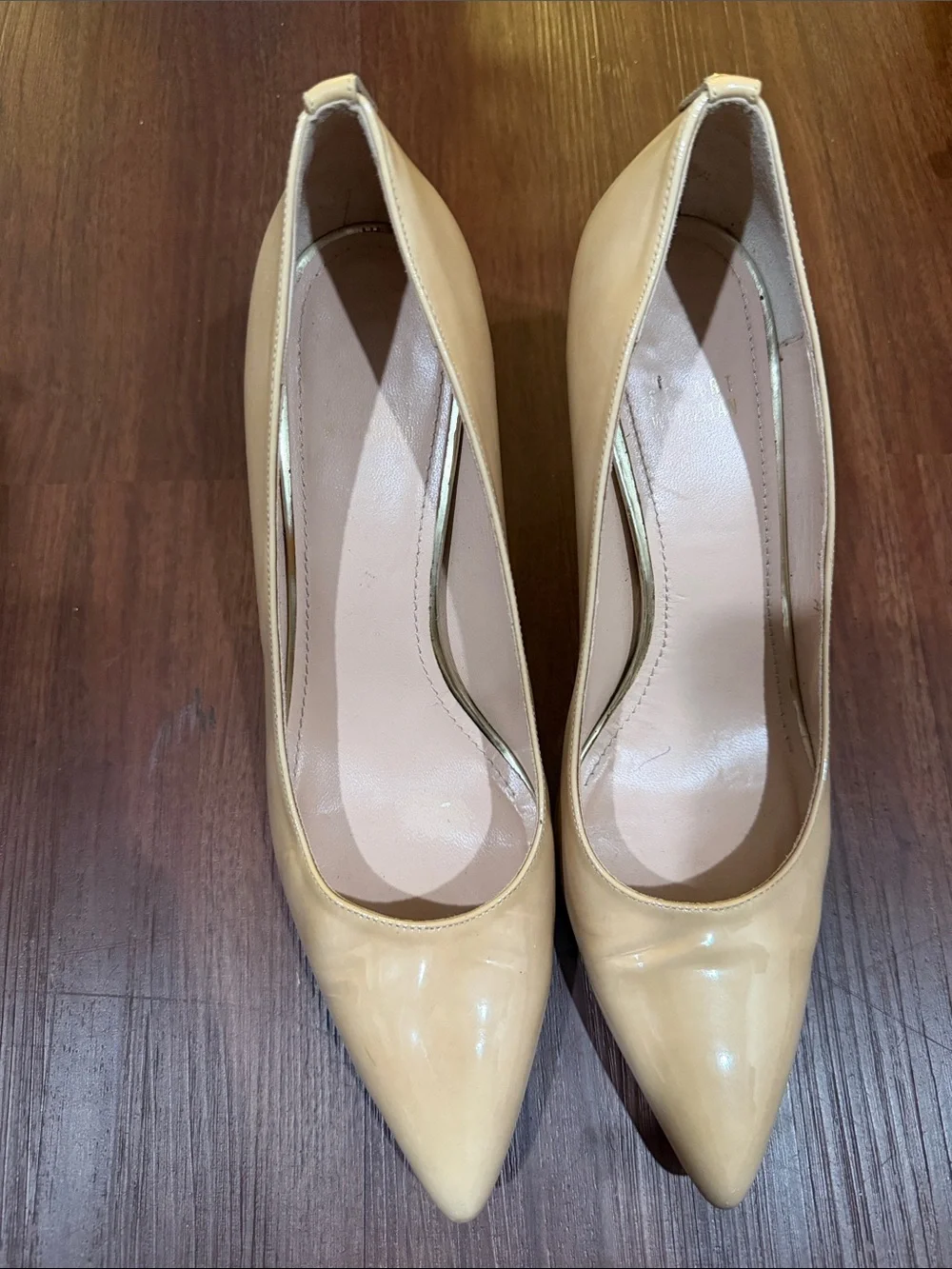 Stuart Weitzman classic stuart